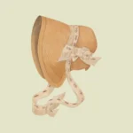 Delicate Bonnet