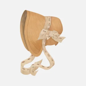 Delicate Bonnet